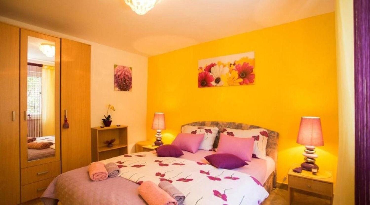 Apartment Zelja Оребич Екстер'єр фото